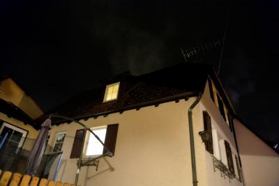 Oel in der Pfanne loest Kuechenbrand in Burgstetten aus